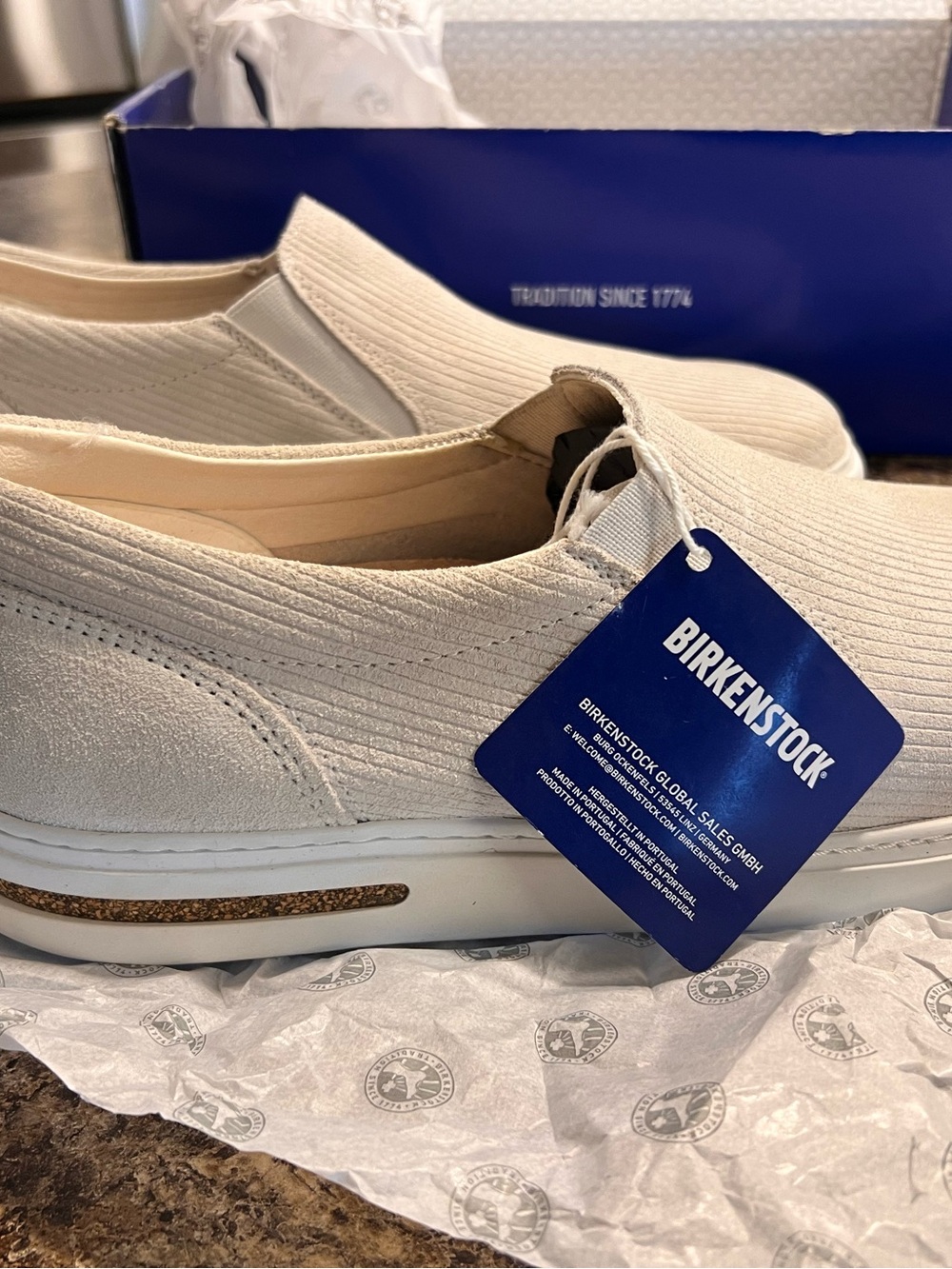 Birkenstock Oswego Men’s 10Antique White Never Worn Slip-On Canvas Loafers